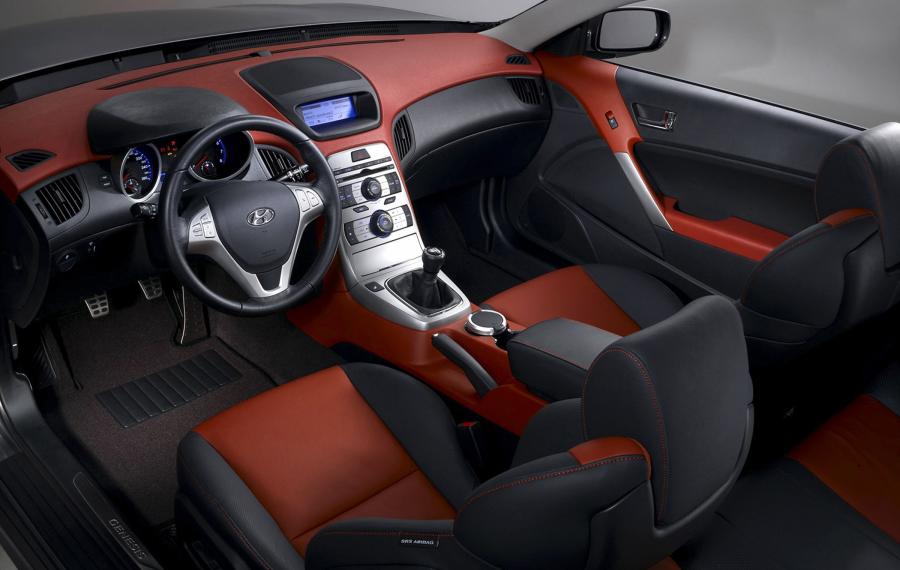  Hyundai Genesis Coupe 2010 года  (фото 197 из 300)